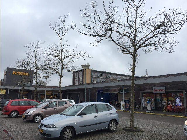 parkeerplaats winkelcentrum Nobellaan