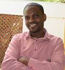 Dr Kenneth Nhundu