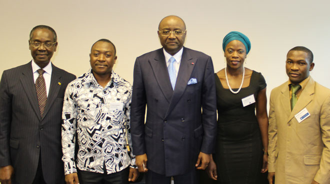 The Minister and High Commissioner with Scholars