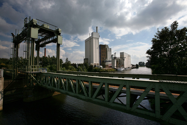 AUGUSTUS%202006%20MERVO%20SPOORBRUG%20INDUSTRIE%20kopie.jpg