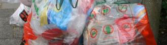Plastic verpakkingen in plastic zakken