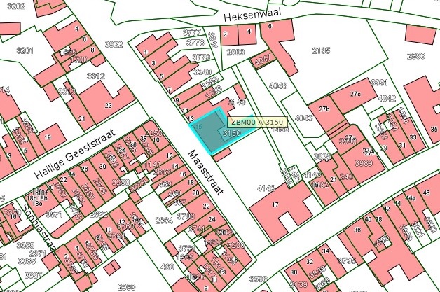 Kadastrale kaart van 2015 van ingetekende perceel aan de Maasstraat 15 in Zaltbommel